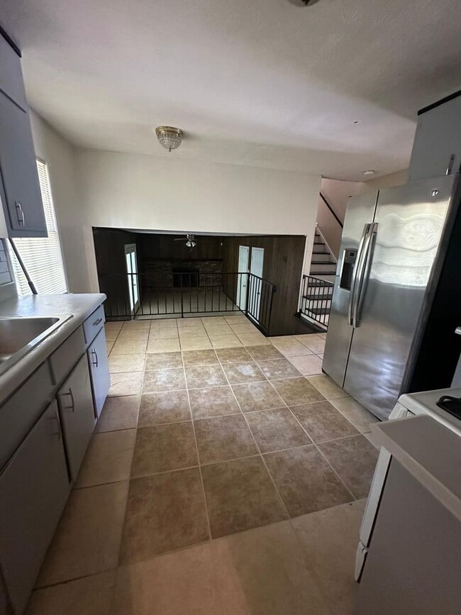 524 San Marcos Way in Stone Mountain, GA - Building Photo - Building Photo