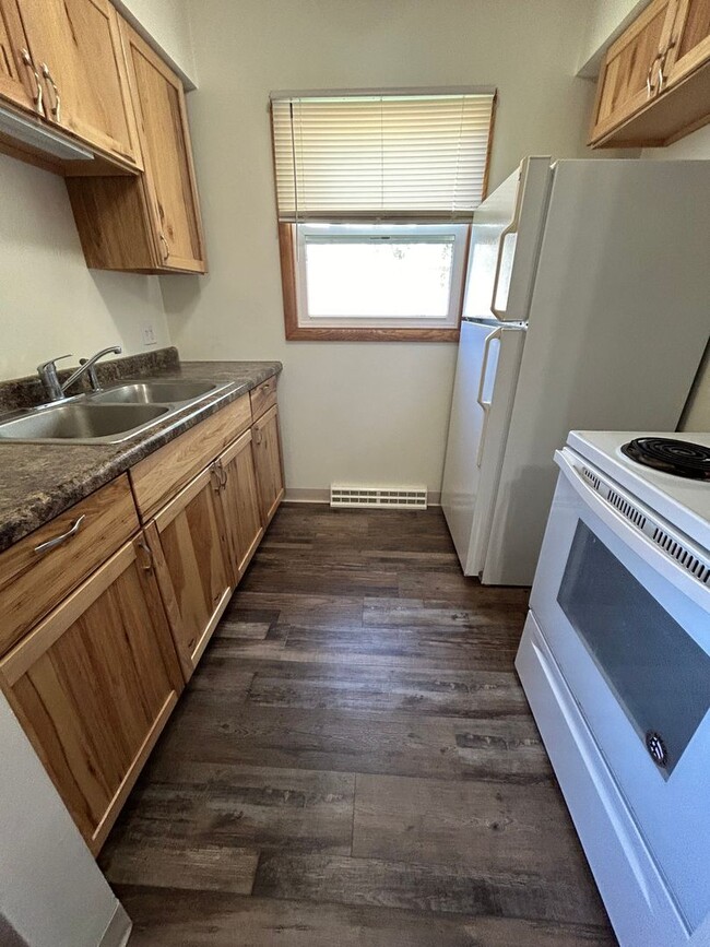 property at 2708 26th St S