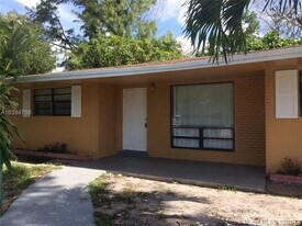 2701 NW 12th Ct in Fort Lauderdale, FL - Building Photo
