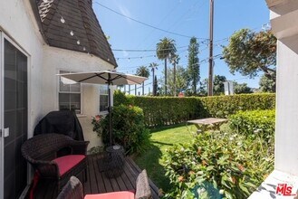 804 N Doheny Dr in West Hollywood, CA - Building Photo - Building Photo