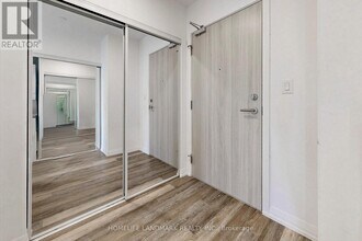 75 Canterbury Pl in Toronto, ON - Building Photo - Building Photo