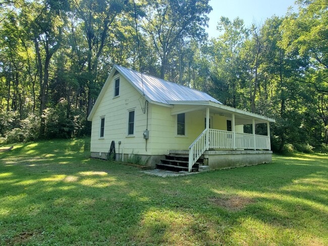 property at 8342 Plantation Rd