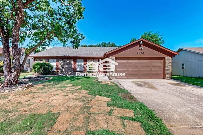 6006 Cool Springs Dr in Arlington, TX - Building Photo
