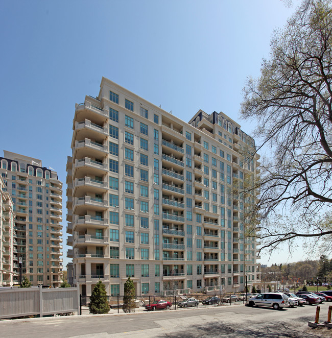 Aria Condo in Toronto, ON - Building Photo - Building Photo