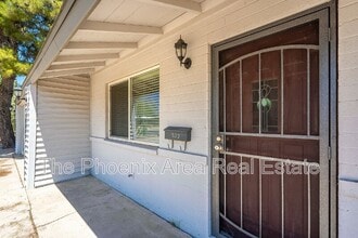 522 E Balboa Dr in Tempe, AZ - Building Photo - Building Photo
