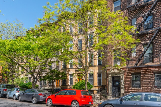 263 Prospect Pl in Brooklyn, NY - Foto de edificio - Building Photo