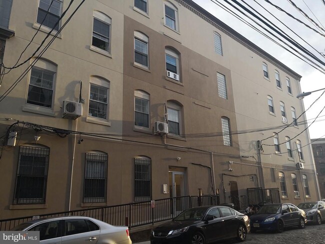 1020 Hamilton St in Philadelphia, PA - Building Photo - Building Photo