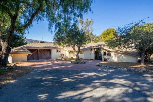 property at 344 Country Club Dr