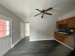 19 S Bridge St, Unit 1 in Poughkeepsie, NY - Building Photo - Building Photo