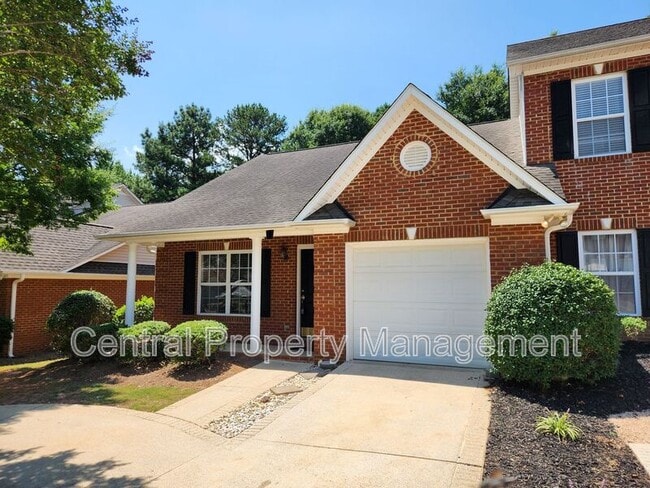 303 Rexford Dr in Moore, SC - Foto de edificio - Building Photo
