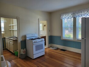 4 Dreeme St in Saugus, MA - Building Photo - Building Photo