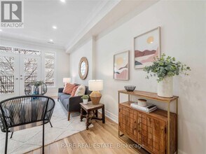 65 Pleasant Blvd in Toronto, ON - Building Photo - Building Photo