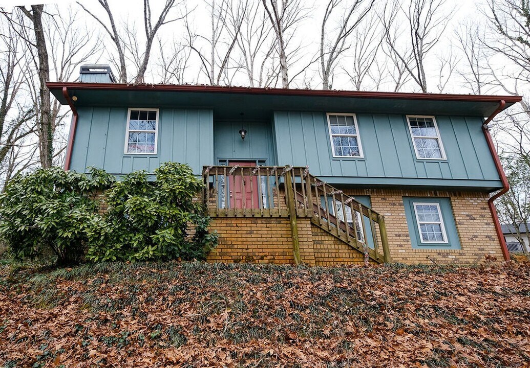 15 White Street Extension in Watkinsville, GA - Building Photo