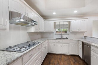 4437 Avonshire Ln in Plano, TX - Building Photo - Building Photo