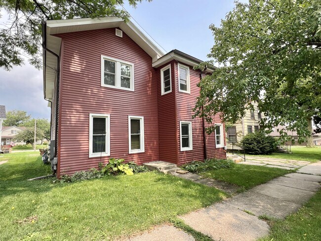 property at 306 N Academy St