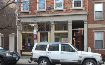 1330 Walnut St in Cincinnati, OH - Foto de edificio - Building Photo