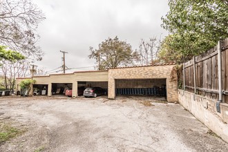 Maryland Apartments in San Antonio, TX - Building Photo - Building Photo