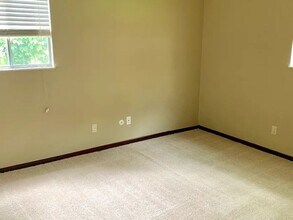 567 W Taylor St in Shelbyville, IN - Building Photo - Building Photo