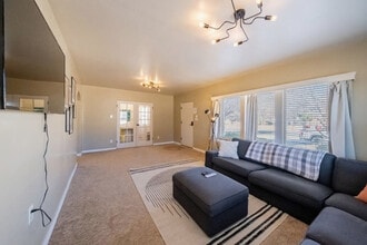 170 E 100 N, Unit ID1249855P in Kanab, UT - Foto de edificio - Building Photo