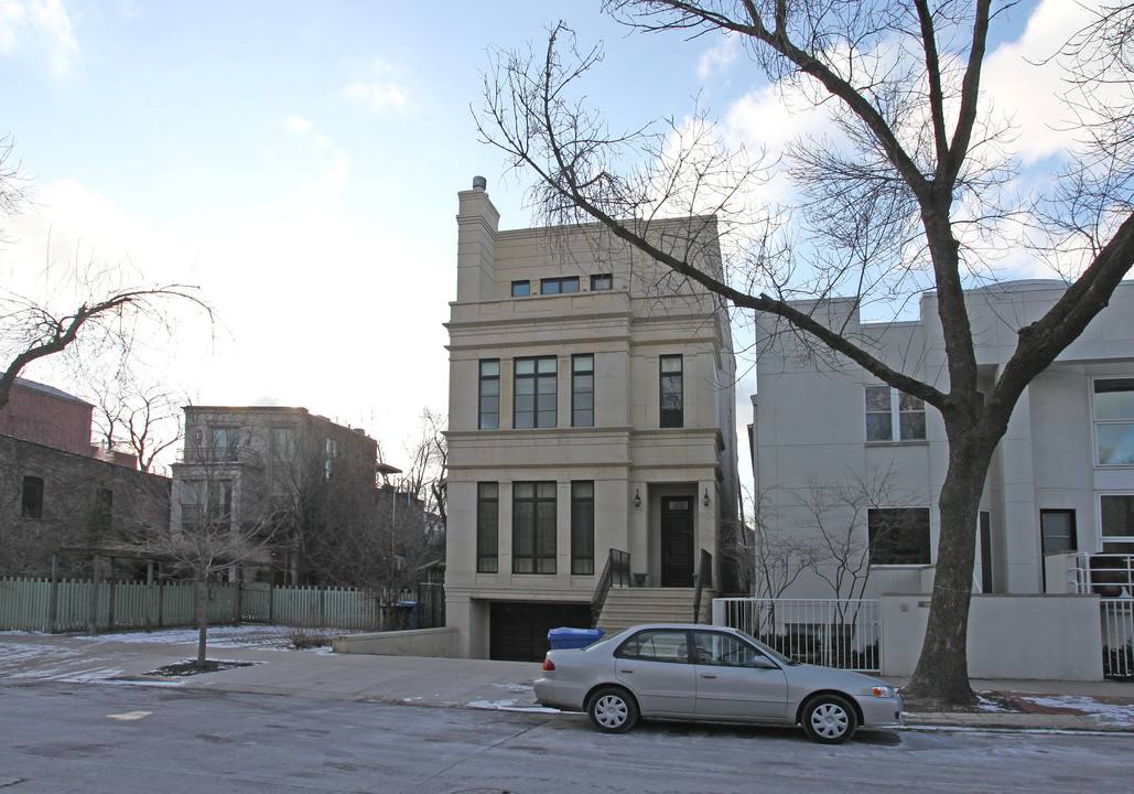 1922 N Orchard St in Chicago, IL - Building Photo