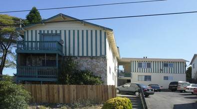 4520 San Carlos Ave in Oakland, CA - Building Photo - Building Photo