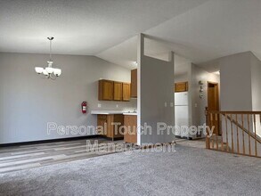 2510 Amber Valley Ct S in Fargo, ND - Building Photo - Building Photo