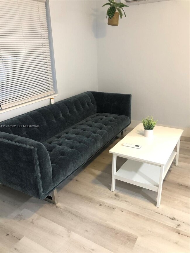 1016 NE 17th Ave in Fort Lauderdale, FL - Building Photo - Building Photo