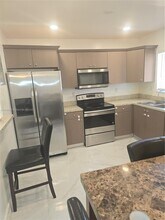 319 NE 114th St in Miami, FL - Building Photo - Building Photo