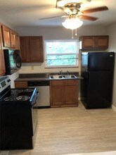 3560 Buffat Mill Rd in Knoxville, TN - Foto de edificio - Building Photo