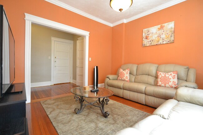 6 Colliston Rd, Unit 2 in Boston, MA - Building Photo - Building Photo