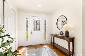 1539 Mukilteo Ln in Mukilteo, WA - Building Photo - Building Photo