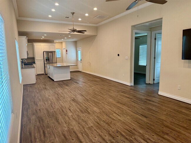 3807 Fox St in Houston, TX - Building Photo - Building Photo