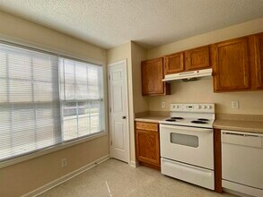 299 Raleigh Dr in Clarksville, TN - Building Photo - Building Photo