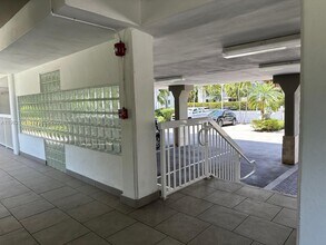 1080 99th St in Bay Harbor Islands, FL - Building Photo - Building Photo