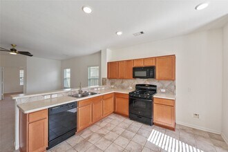 5006 Fairwater Ct in Richmond, TX - Building Photo - Building Photo