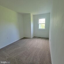 8235 Tomlinson Ct in Severn, MD - Building Photo - Building Photo