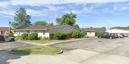 603 S Poe Rd in North Baltimore, OH - Building Photo - Building Photo