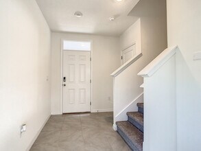 16503 Mosaic Oar Dr in Wimauma, FL - Building Photo - Building Photo