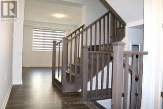 6 Vinewood Cres in Barrie, ON - Building Photo - Building Photo