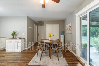 1917 N Edgemoor St in Wichita, KS - Building Photo - Building Photo