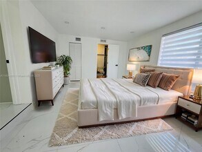 1440 N 71st Ave in Hollywood, FL - Building Photo - Building Photo