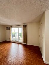 715 N Jackson St, Unit B in Glendale, CA - Building Photo - Building Photo