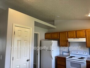 668 W Applegate St in Meridian, ID - Building Photo - Building Photo