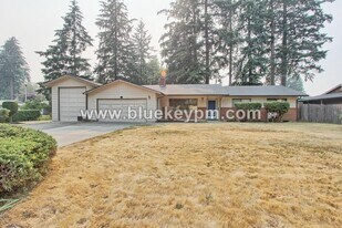 1102 NE 125th Ave in Vancouver, WA - Building Photo