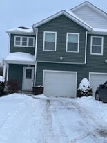 487 Sparrow Way in Wadsworth, OH - Building Photo