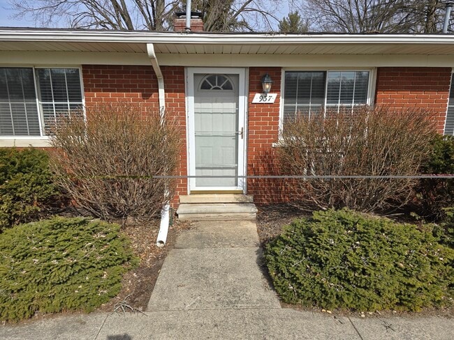 935 E Huron River Dr, Unit 935