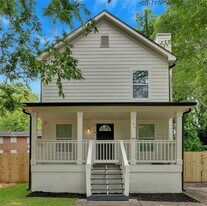 786 Neal St NW in Atlanta, GA - Building Photo