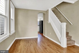 2324 Luce St in Harrisburg, PA - Building Photo - Building Photo