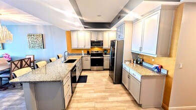 260 Hidden Bay Dr in Osprey, FL - Building Photo - Building Photo