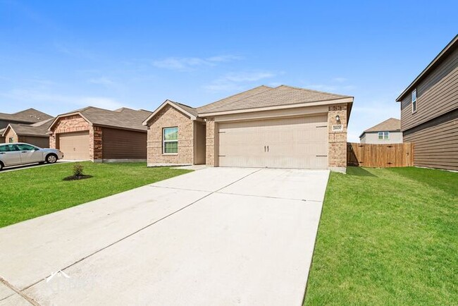 18600 Allen Welch Dr in Elgin, TX - Building Photo - Building Photo